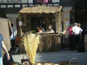 Cayo  y Beatriz currando a pleno sol